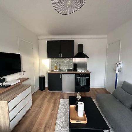 Appartement Proche Paris Et Metro - Parking Prive Maisons-Alfort Luaran gambar
