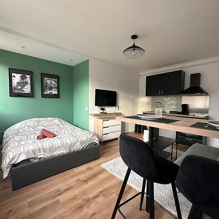 Appartement Proche Paris Et Metro - Parking Prive Maisons-Alfort Luaran gambar