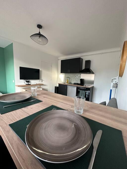 Appartement Proche Paris Et Metro - Parking Prive Maisons-Alfort Luaran gambar