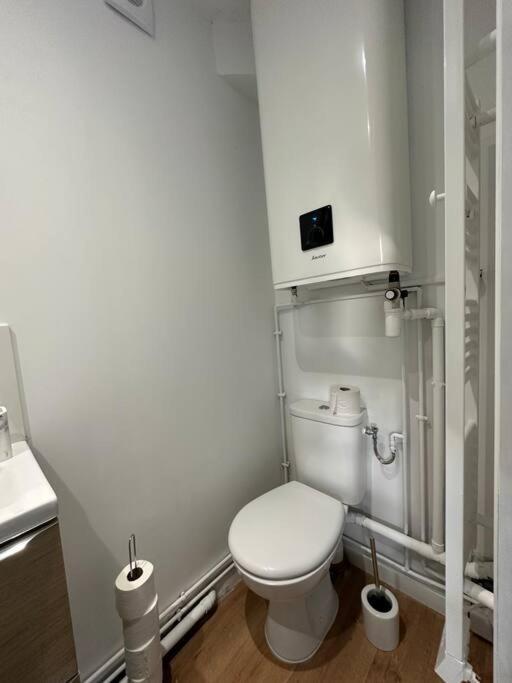 Appartement Proche Paris Et Metro - Parking Prive Maisons-Alfort Luaran gambar