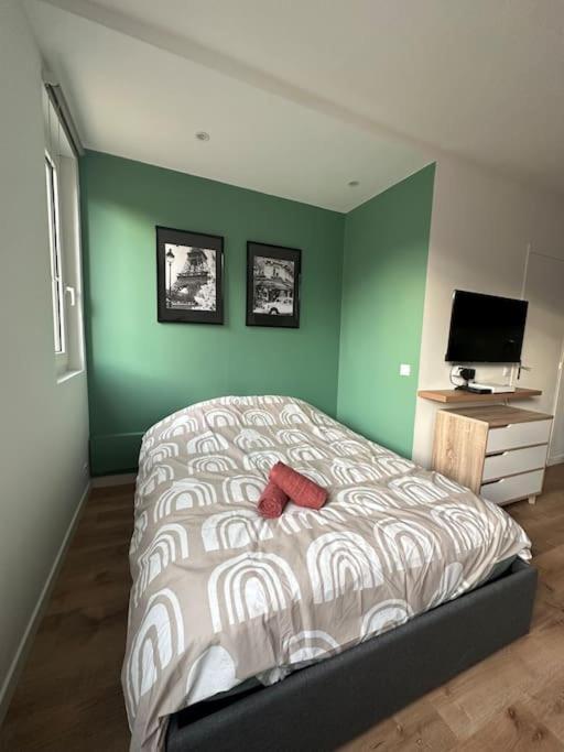 Appartement Proche Paris Et Metro - Parking Prive Maisons-Alfort Luaran gambar
